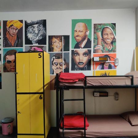 Heistel Delhi Hostel นิวเดลี ภายนอก รูปภาพ