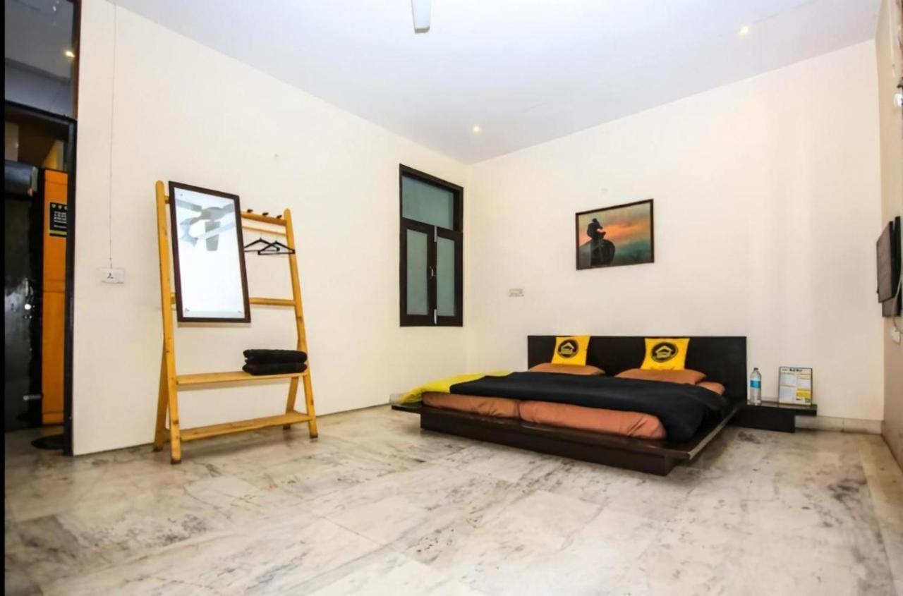 Heistel Delhi Hostel นิวเดลี ภายนอก รูปภาพ