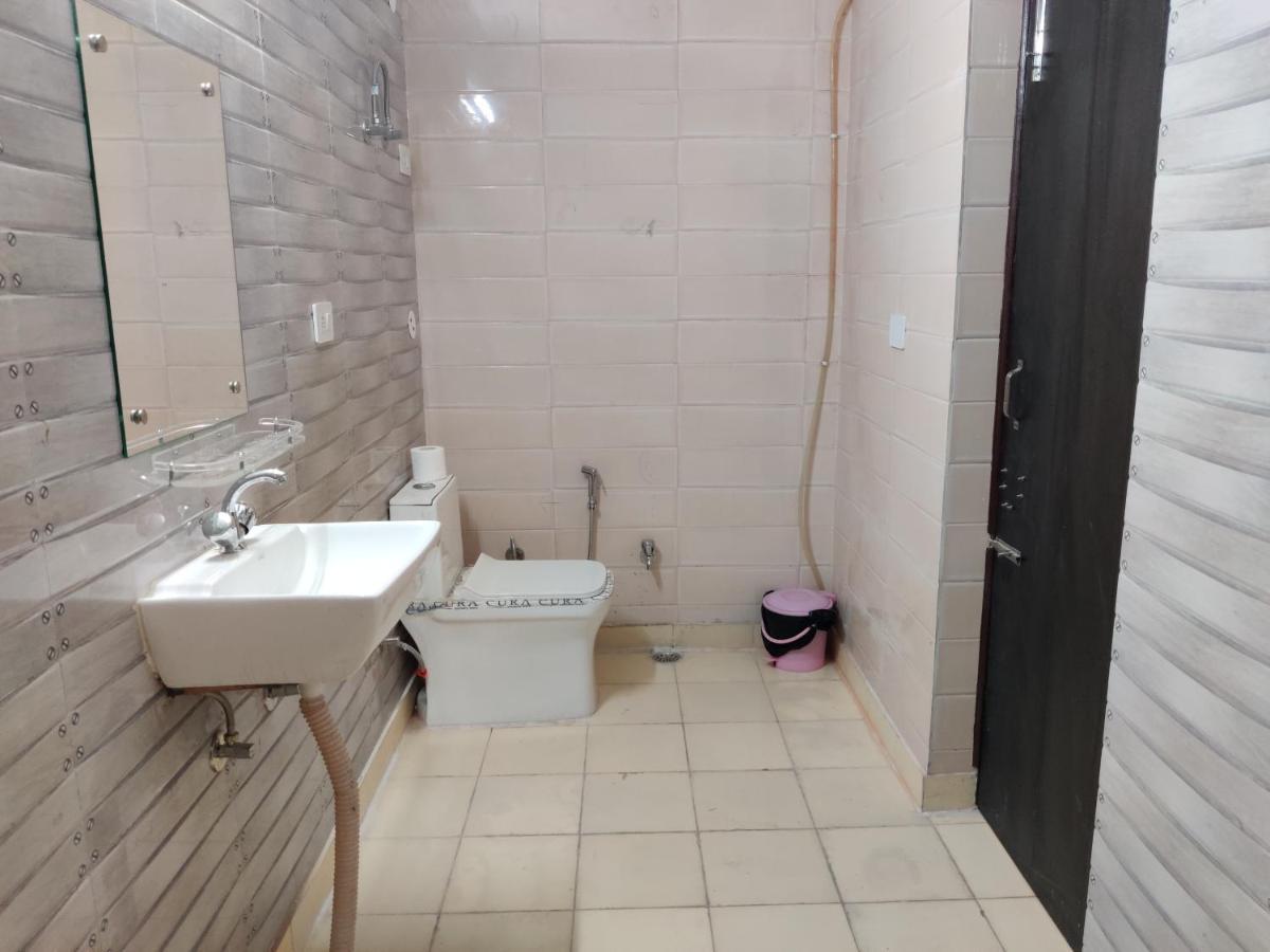 Heistel Delhi Hostel นิวเดลี ภายนอก รูปภาพ